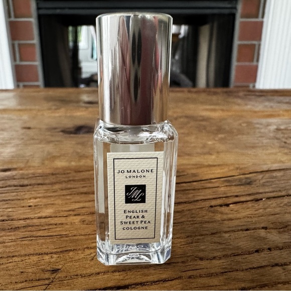 NEW Jo Malone English Pear & Sweet Pea ~ 9 ml 🍐 - Picture 2 of 4